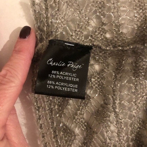 CHARLIE Paige infinity scarf gray with a shimmer - Picture 3 of 8